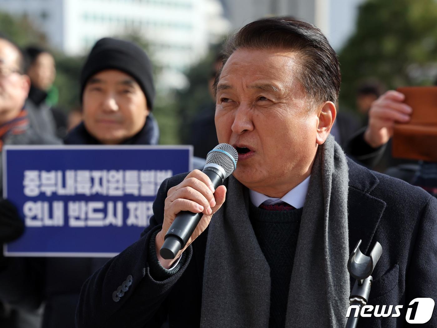 본문 이미지 - 김영환 충북지사 (자료사진) 