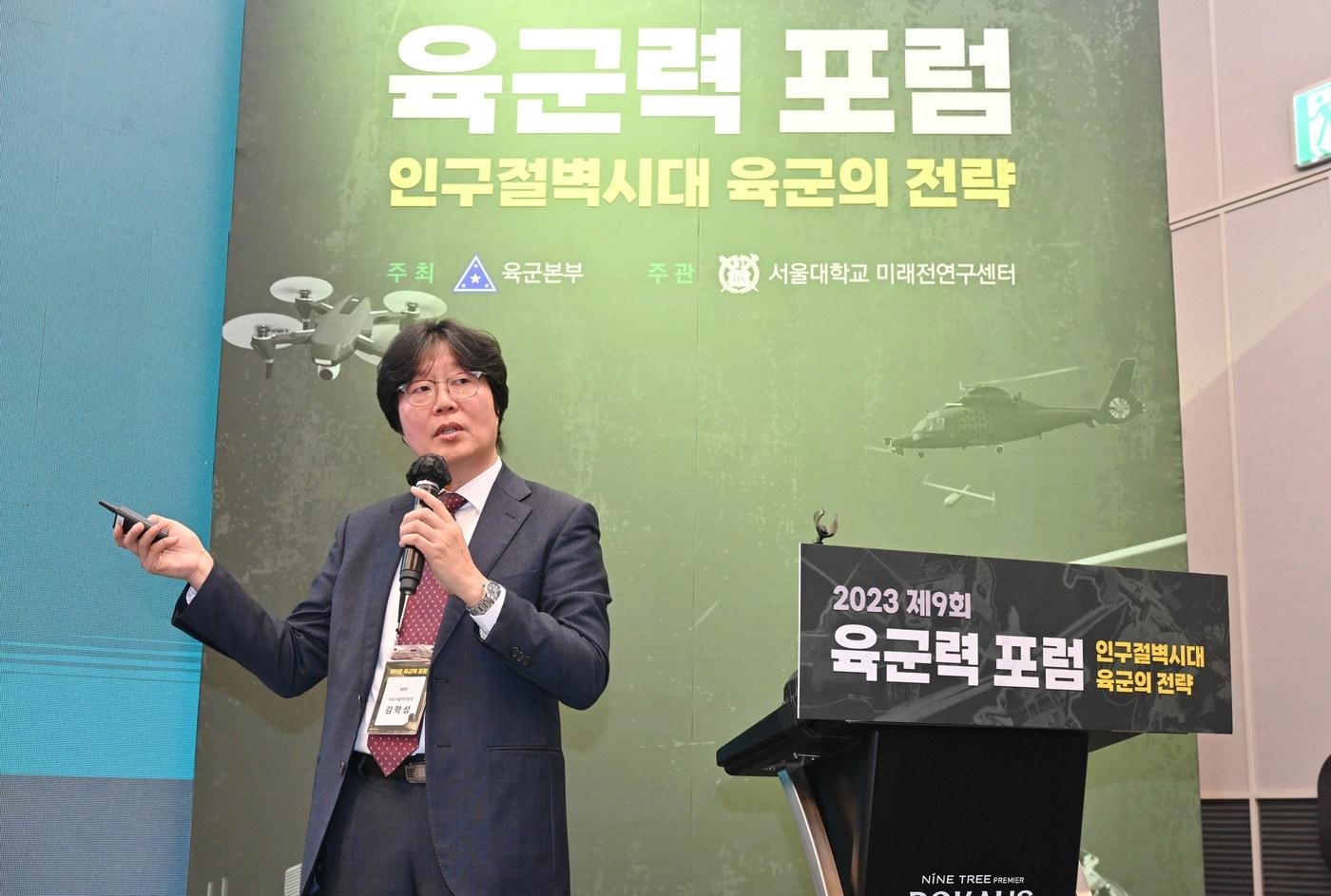 본문 이미지 - 김학성 국방과학연구소(ADD) 지상기술연구원장. (육군 제공)