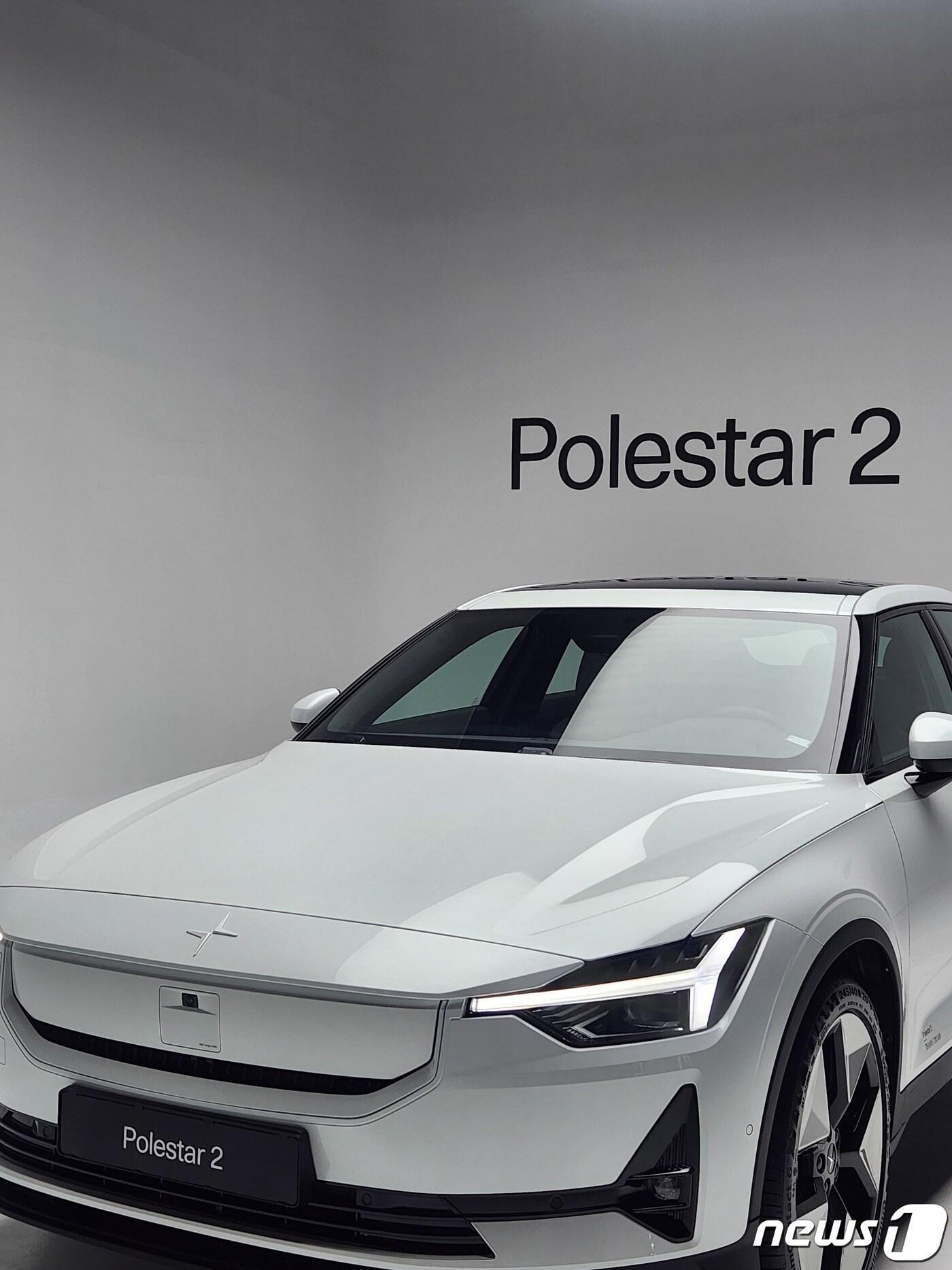 본문 이미지 - 업그레이드 폴스타2 전면 모습.(뉴스1 윤다혜 기자)