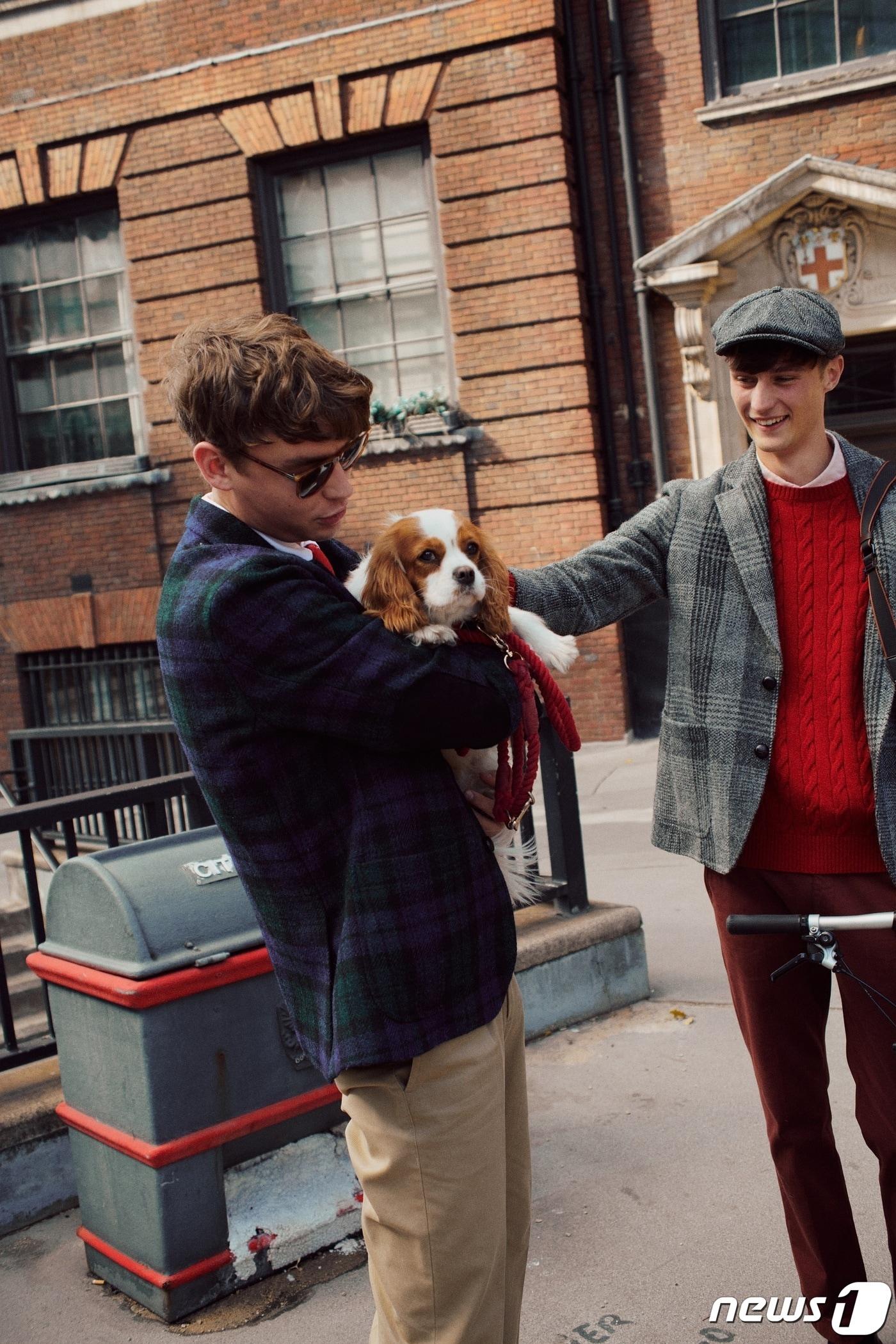 본문 이미지 - '헤지스' 헤리스트위드 재킷.(LF 제공)