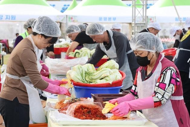 본문 이미지 - 지난해 열린 괴산 김장축제.(자료사진)/뉴스1
