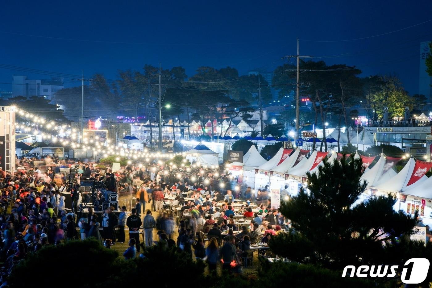 본문 이미지 -  홍성군 '2023 글로벌 바베큐 페스티벌' 모습. (홍성군 제공) / 뉴스1