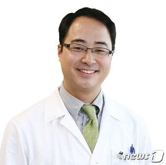 본문 이미지 - 서울성모병원 산부인과 이근호 교수. (서울성모병원 제공)