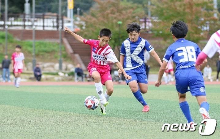 본문 이미지 - 강진서 진행된 2023축구 전국 중등 우수클럽 스토브리그. ⓒ News1