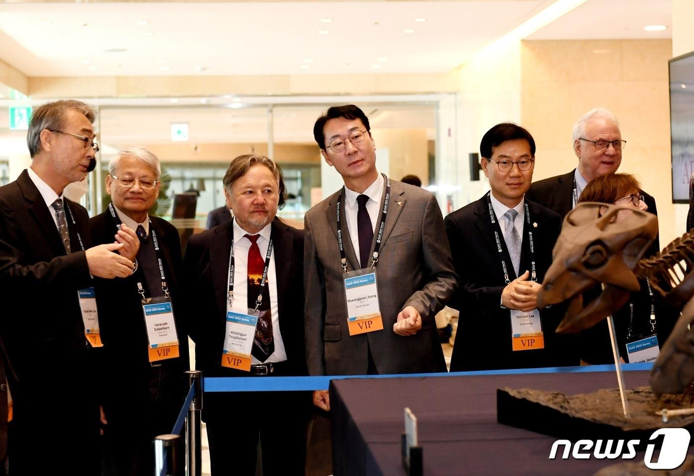 화성시에서 열린 아시아공룡학회 국제학술대회 모습.