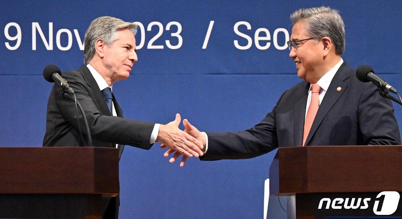 박진 외교부 장관&#40;오른쪽&#41;과 토니 블링컨 미국 국무장관. &#40;공동취재&#41; 2023.11.9/뉴스1 ⓒ News1 김명섭 기자