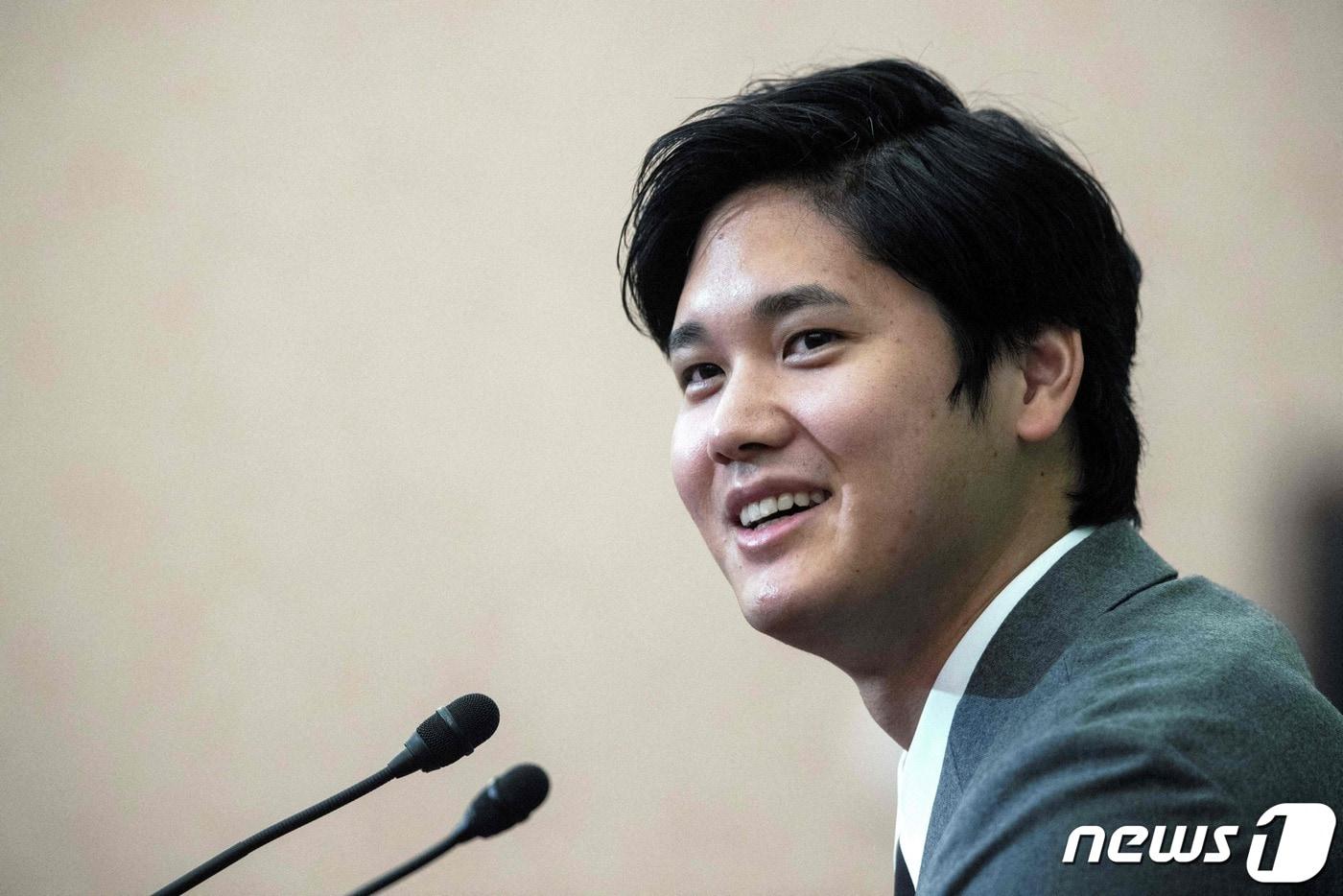 본문 이미지 - 북미스포츠 최고액에 LA 다저스로 이적한 오타니. ⓒ AFP=뉴스1