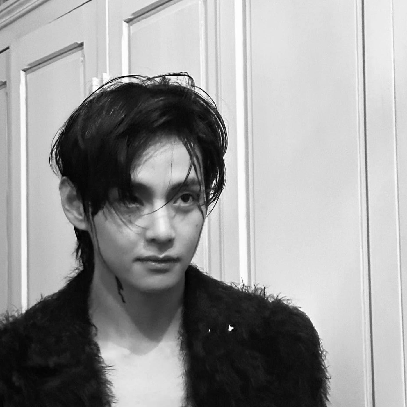 본문 이미지 - 방탄소년단 뷔 SNS