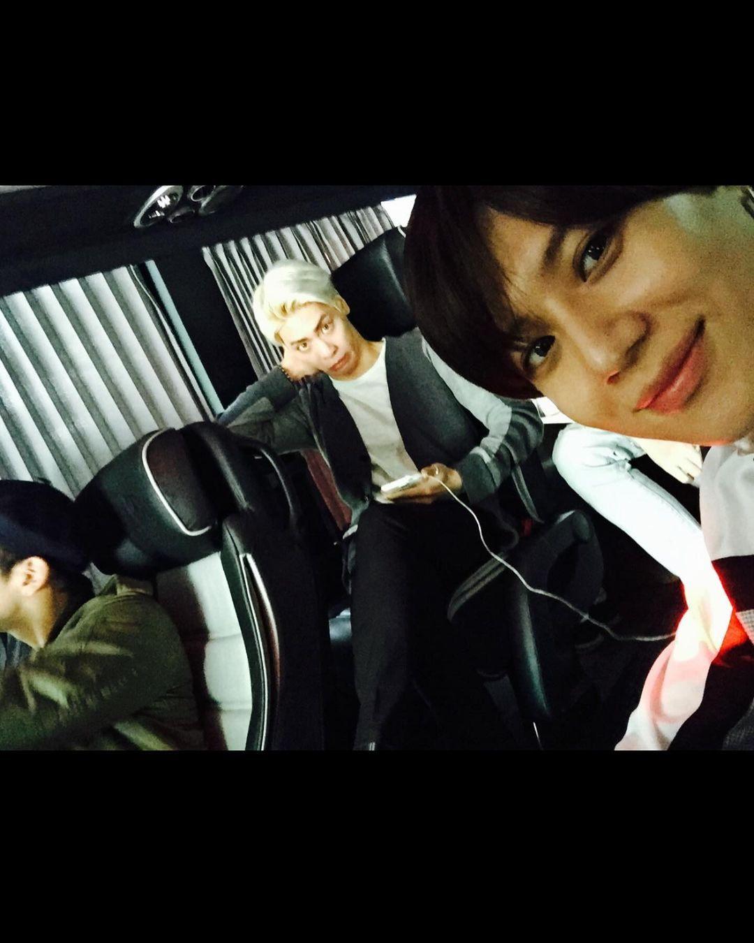 본문 이미지 - 샤이니 종현과 태민(키 SNS)