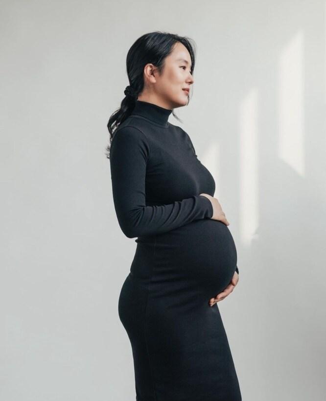 본문 이미지 - 윤진서 인스타그램