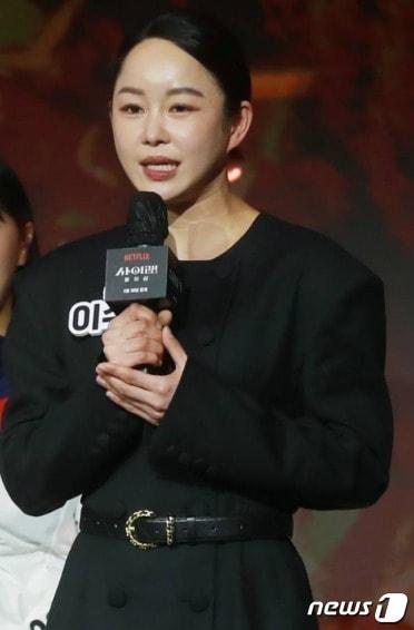 본문 이미지 -  넷플릭스 '사이렌 불의섬'에서 경호팀 리더로 활약한 배우 이수련. ⓒ 뉴스1 DB