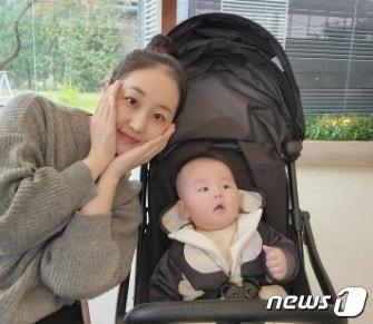 본문 이미지 - 배우 박보미 인스타그램 갈무리