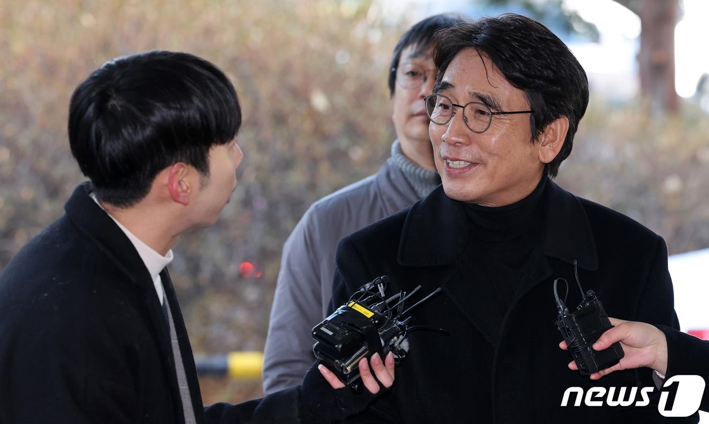 본문 이미지 - 유시민 작가 자료사진.  2023.12.21 ⓒ 뉴스1 김성진 기자