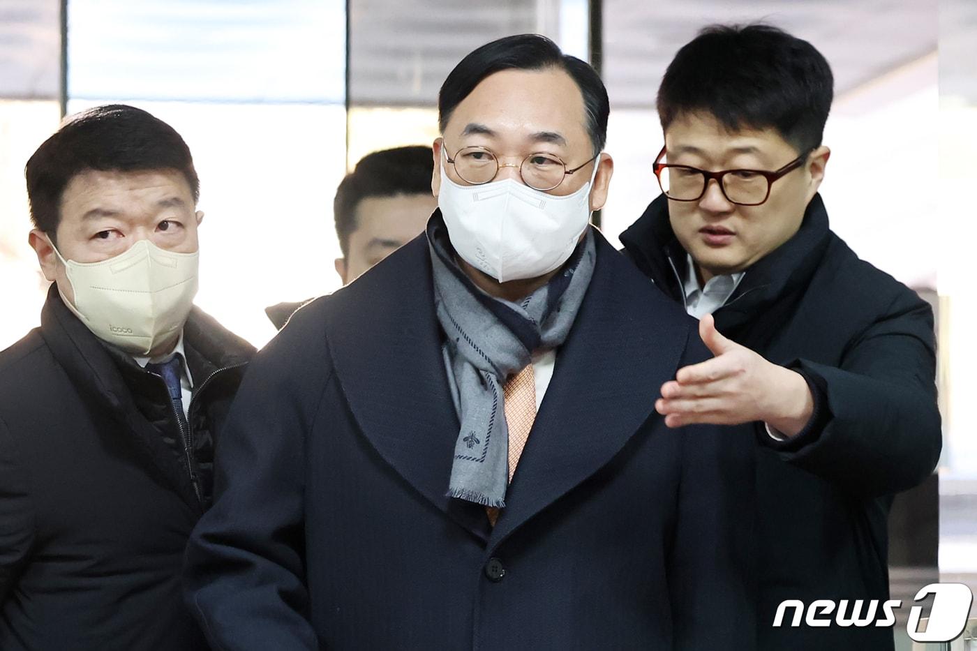 본문 이미지 - '백현동 수사무마 금품수수 의혹'을 받는 곽정기 변호사. 2023.12.22 ⓒ 뉴스1 민경석 기자