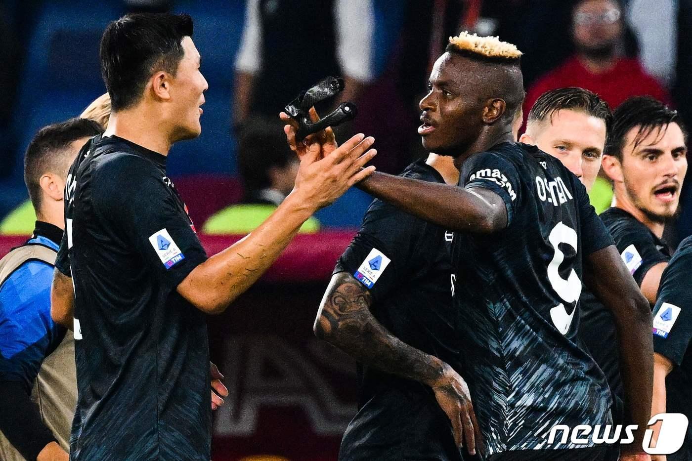 빅토르 오시멘(오른쪽) ⓒ AFP=뉴스1