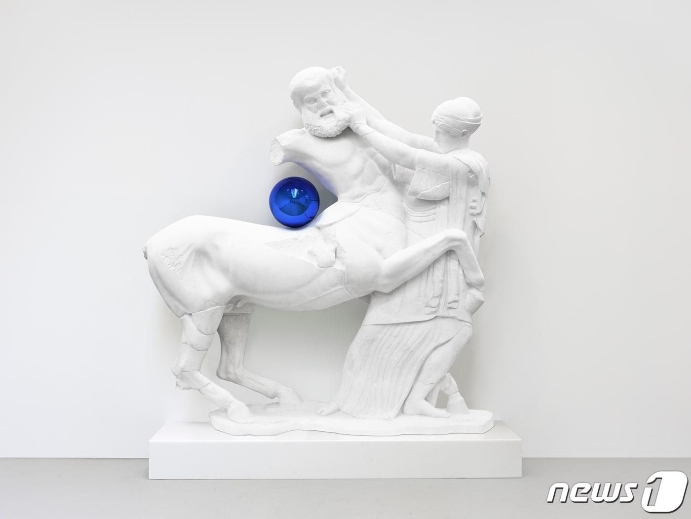 제프 쿤스 작품이 백화점에