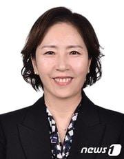 본문 이미지 -  신영숙 신임 여성가족부 차관. (여가부 제공) 