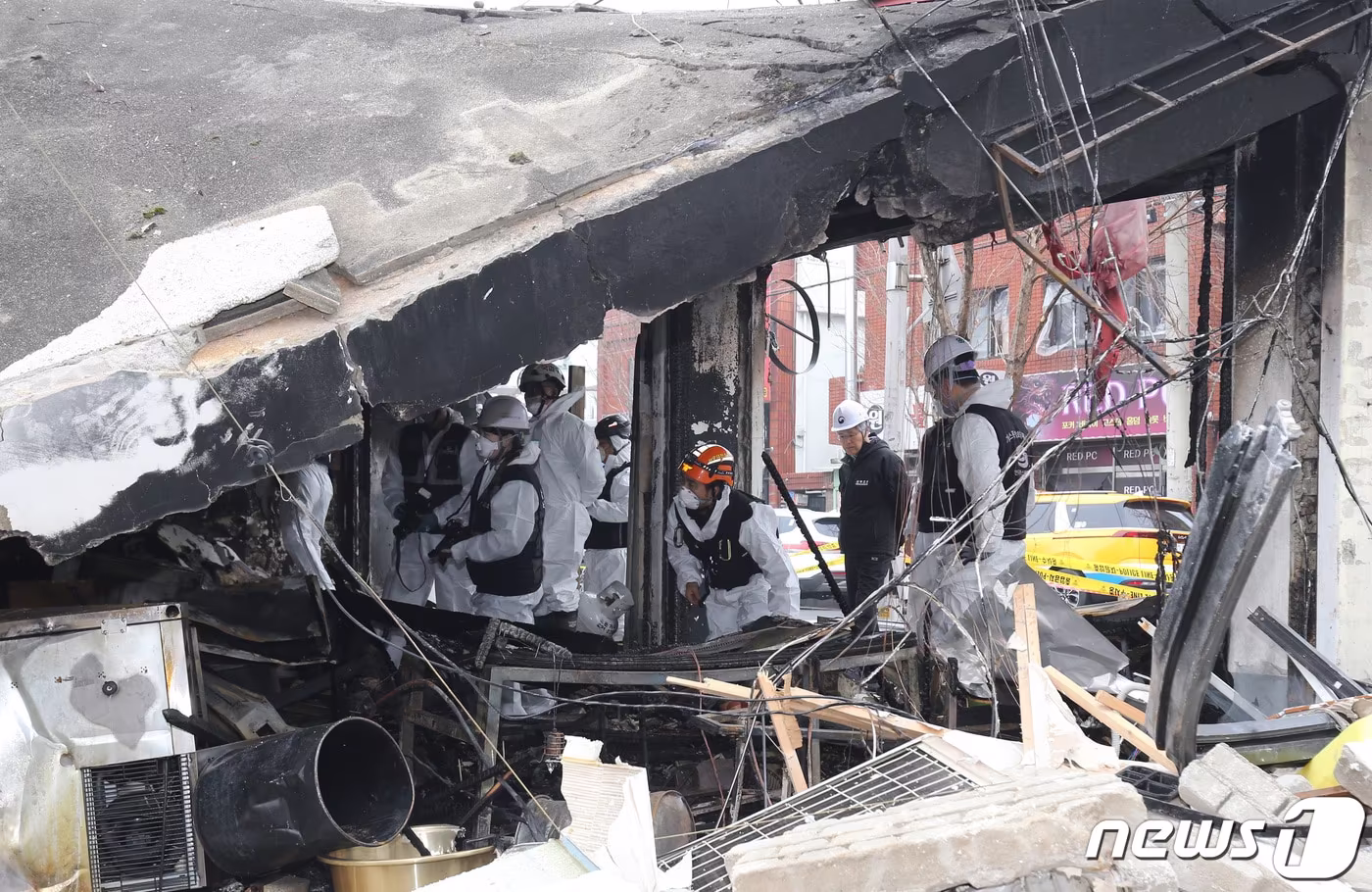 대전 대덕구 오정동 상가 가스 폭발 사고 현장감식. 2023.12.28/뉴스1 ⓒ News1 김기태 기자