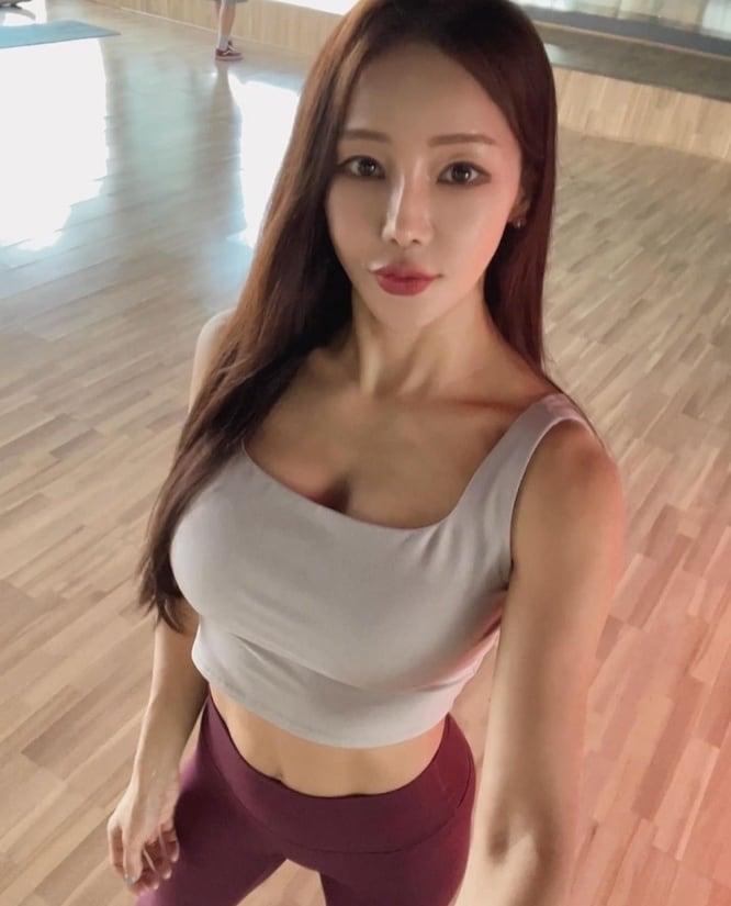 본문 이미지 - 미나 인스타그램