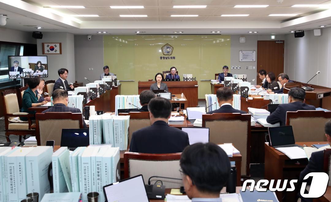 본문 이미지 - 충남도의회 교육위원회 심의 모습./뉴스1