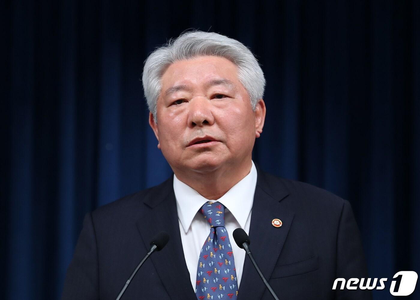 본문 이미지 - 김홍일 방송통신위원장 후보자가 6일 용산 대통령실 청사 브리핑룸에서 지명 소감을 밝히고 있다. 2023.12.6/뉴스1 ⓒ News1 오대일 기자