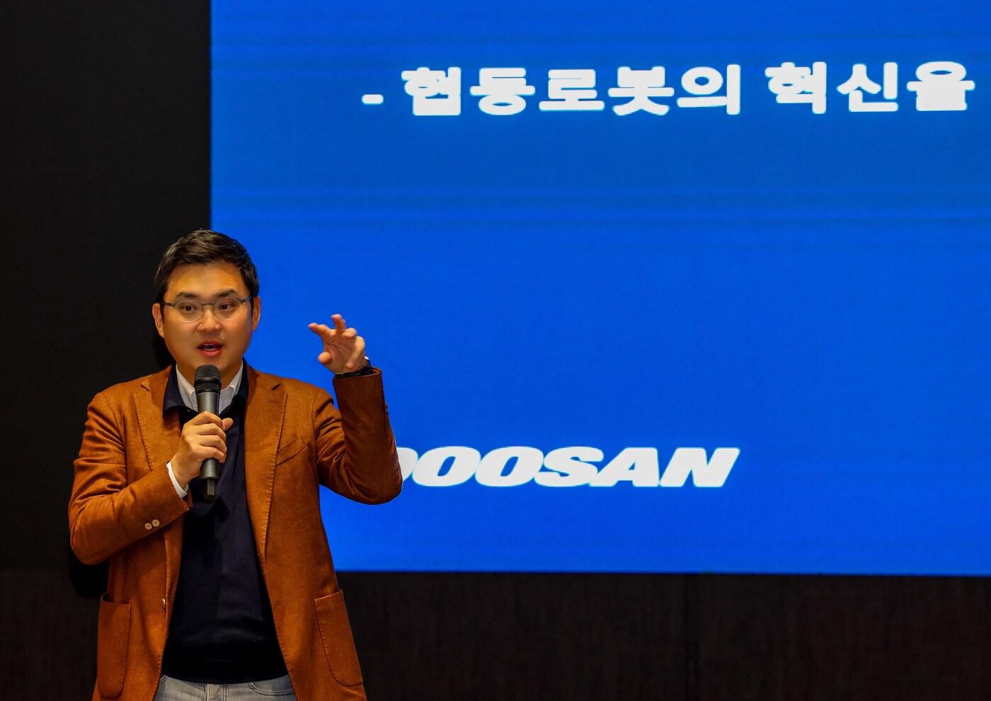 본문 이미지 - 류정훈 두산로보틱스 대표(두산로보틱스 제공).