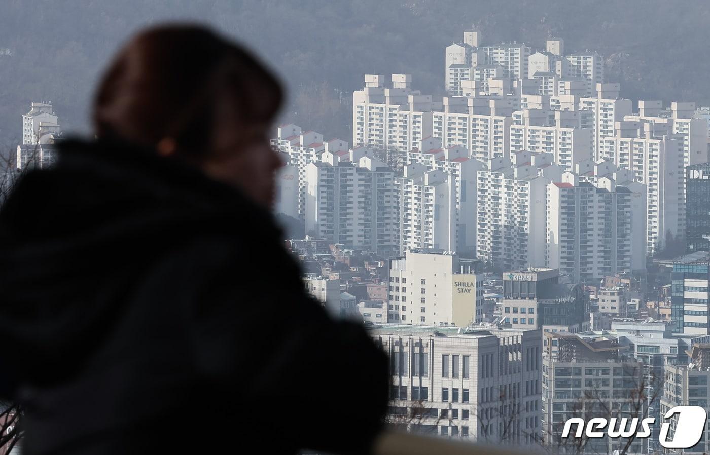 본문 이미지 - 서울 남산타워에서 바라본 아파트. 2023.12.7/뉴스1 ⓒ News1 김민지 기자