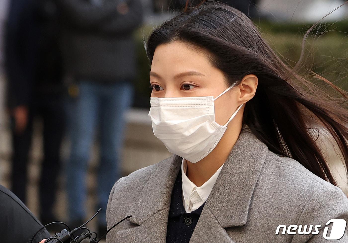 본문 이미지 - 조국 전 법무부 장관 딸 조민씨. 2023.12.8/뉴스1 ⓒ News1 김진환 기자