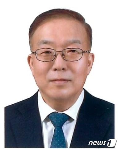 본문 이미지 -  이정주 제15대 부산보훈병원장. (부산보훈병원 제공)