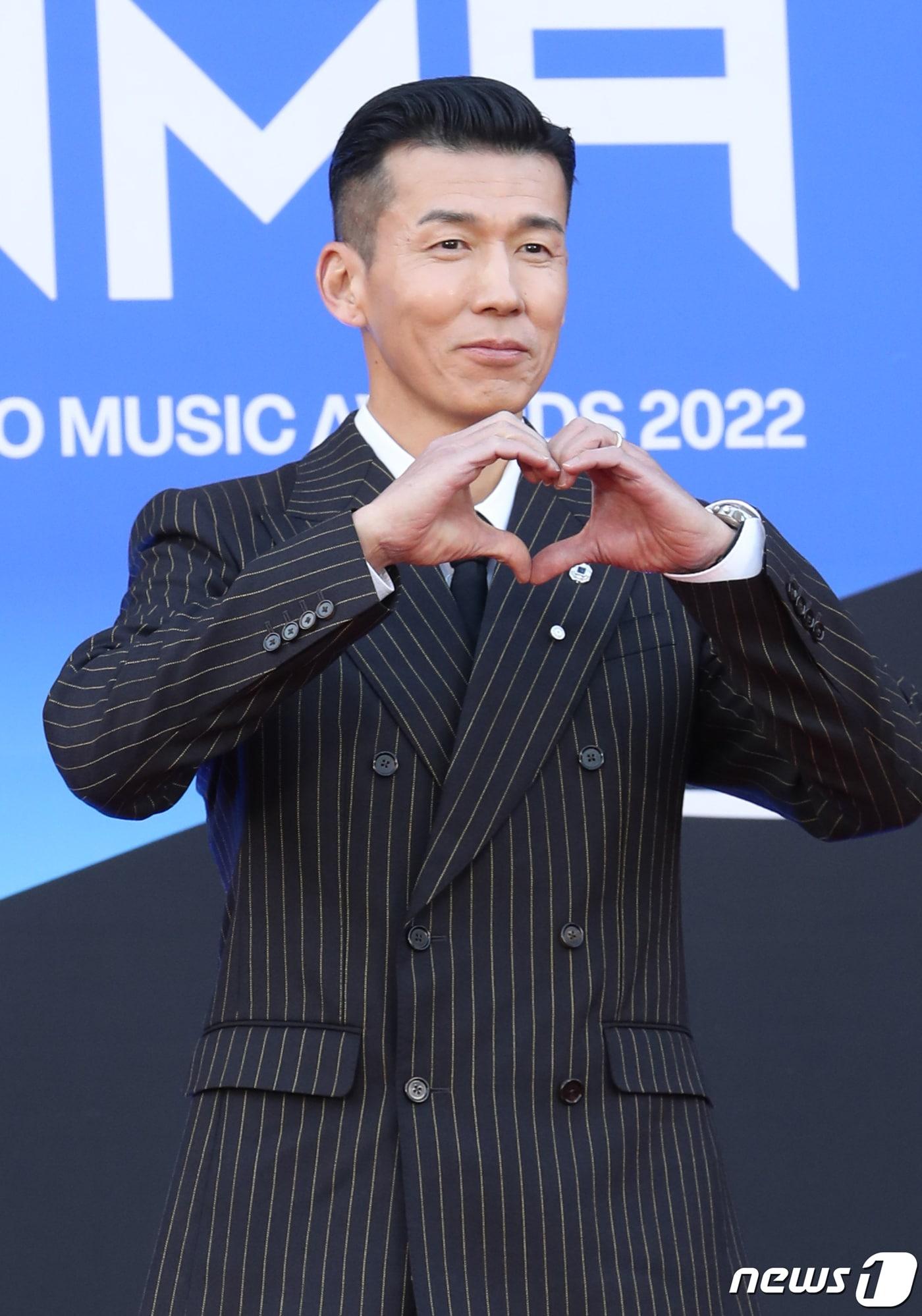 본문 이미지 - 가수 션 ⓒ News1