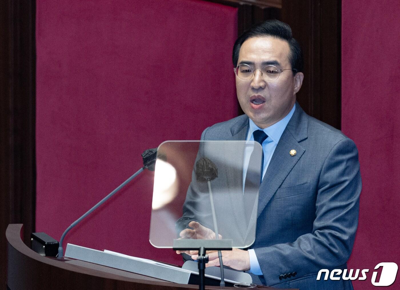 본문 이미지 - 박홍근 더불어민주당 원내대표가 13일 오전 서울 여의도 국회에서 열린 제403회 국회&#40;임시회&#41; 제5차 본회의에서 교섭단체 대표연설을 하고 있다. 2023.2.13/뉴스1 ⓒ News1 이재명 기자