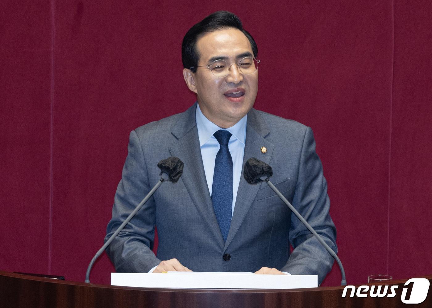 본문 이미지 - 박홍근 더불어민주당 원내대표가 13일 오전 서울 여의도 국회에서 열린 제403회 국회&#40;임시회&#41; 제5차 본회의에서 교섭단체 대표연설을 하고 있다. 2023.2.13/뉴스1 ⓒ News1 이재명 기자