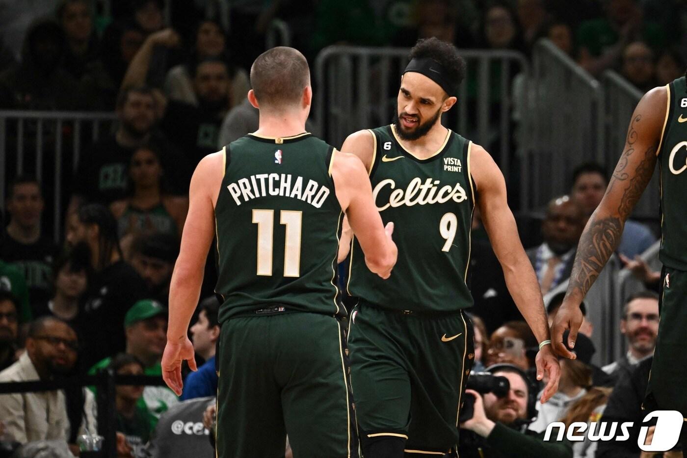 본문 이미지 - NBA 보스턴이 멤피스를 꺾고 4연승을 달렸다. ⓒ AFP=뉴스1