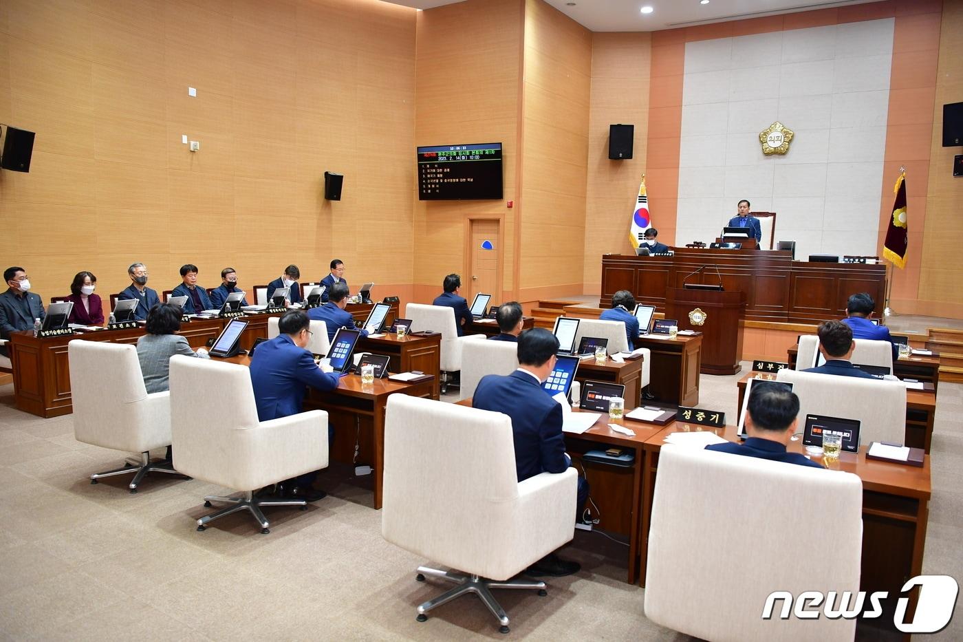 본문 이미지 - 전북 완주군의회가 14일 제274회 임시회를 열고 11일간의 일정에 돌입했다.(완주군의회 제공)2023.2.14/뉴스1