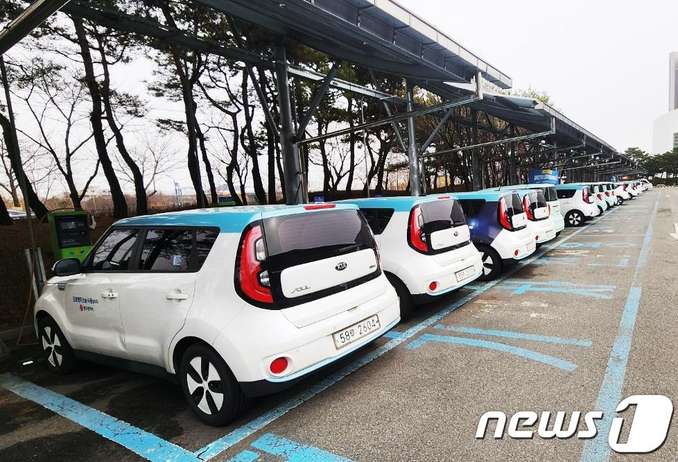 본문 이미지 - 전기차 충전.&#40;뉴스1/DB&#41; ⓒ News1 