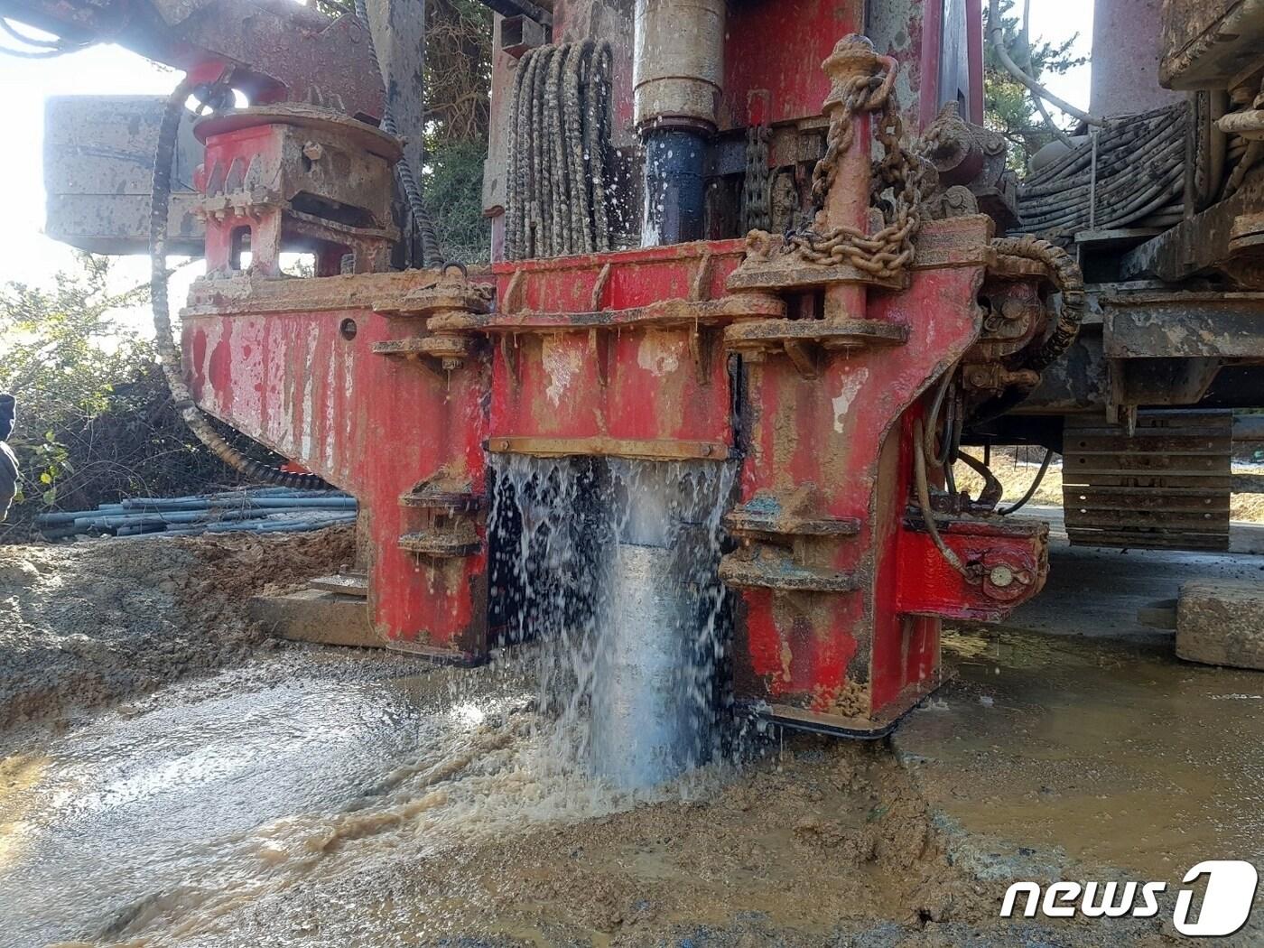 본문 이미지 - 지하수 시추 모습 ⓒ News1