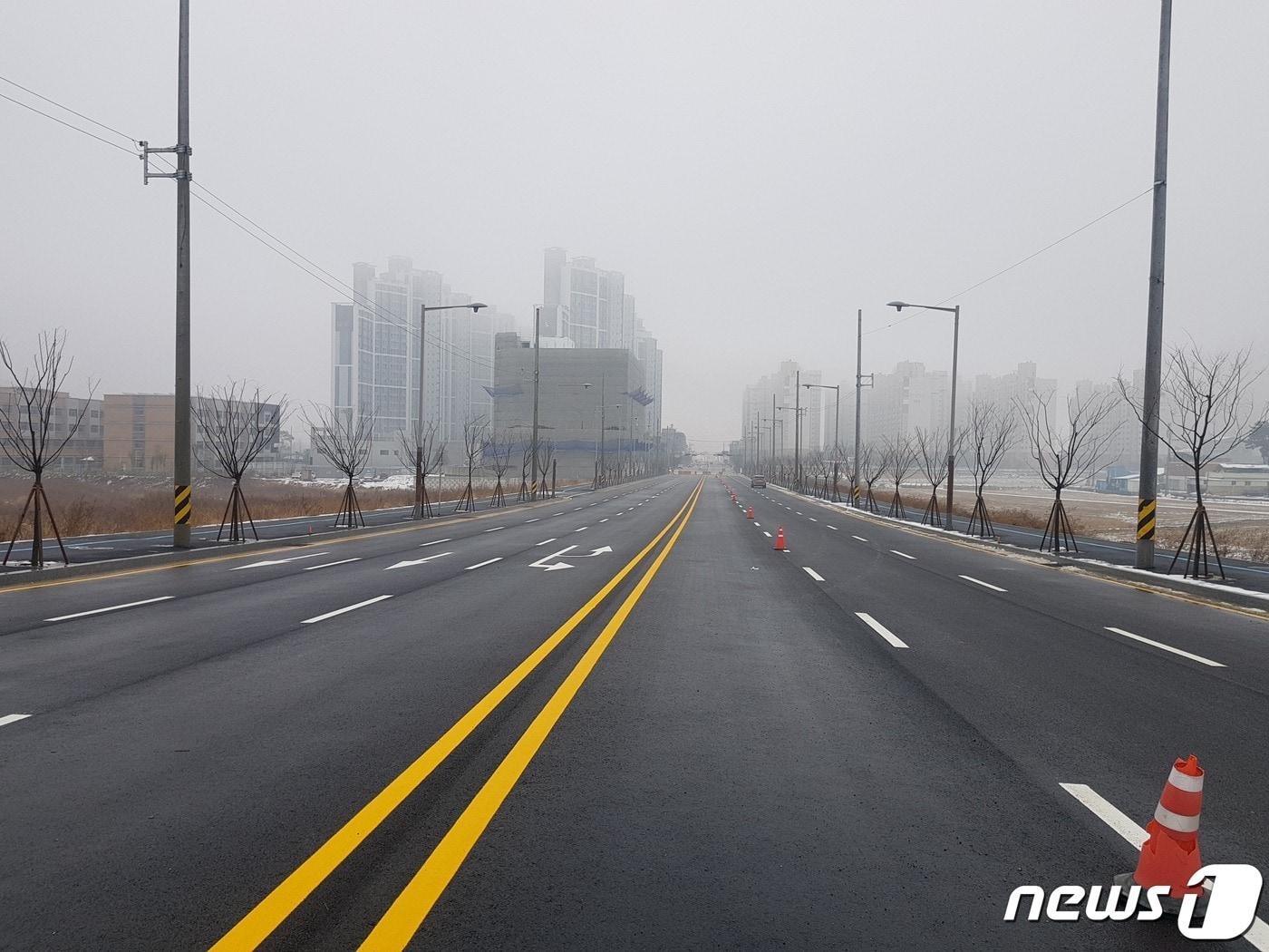 본문 이미지 - 전북 군산시 지곡동 쌍용예가아파트와 은파호수공원을 잇는 도로가 22일 개통한다.(군산시제공) 2023.2.20/뉴스1