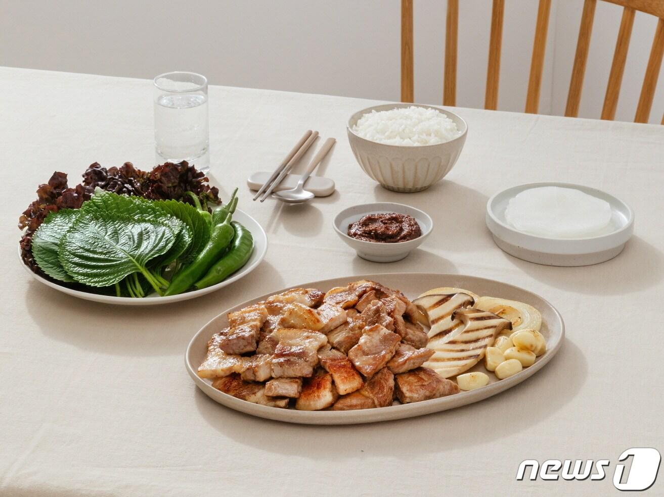 본문 이미지 - 초록마을, 삼겹살데이 프로모션 실시.(초록마을 제공)