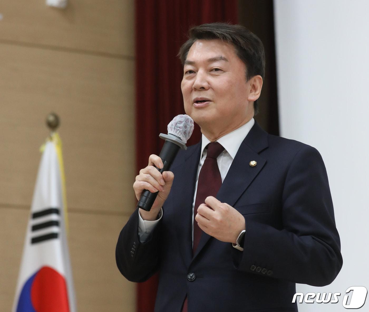 본문 이미지 - 국민의힘 당권 주자인 안철수 후보 ⓒ News1 ,송원영 기자