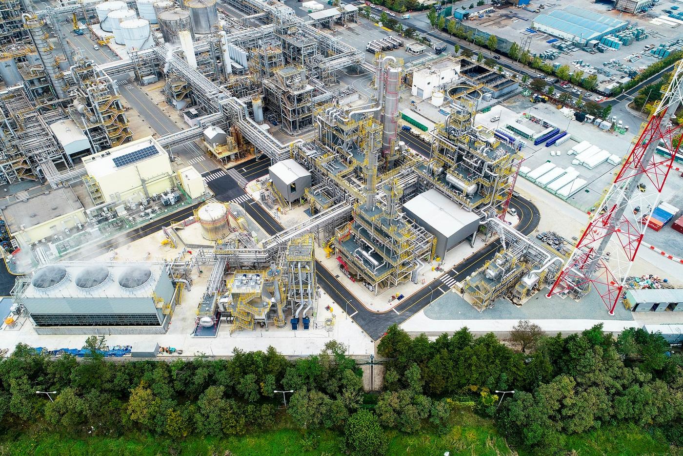 롯데이네오스화학 울산 초산비닐 2공장 전경(사진제공=롯데케미칼) 