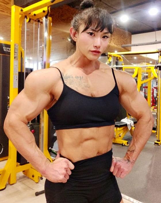 본문 이미지 - 춘리 인스타그램