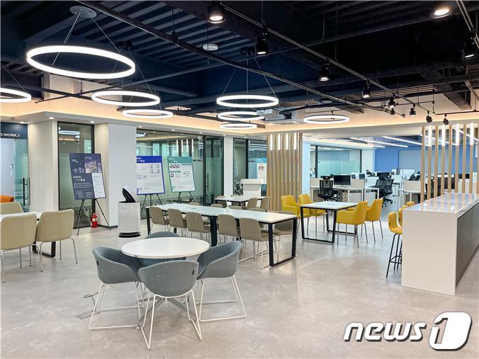 본문 이미지 - 부산빅데이터혁신센터 내부 전경(부산시청 제공) 