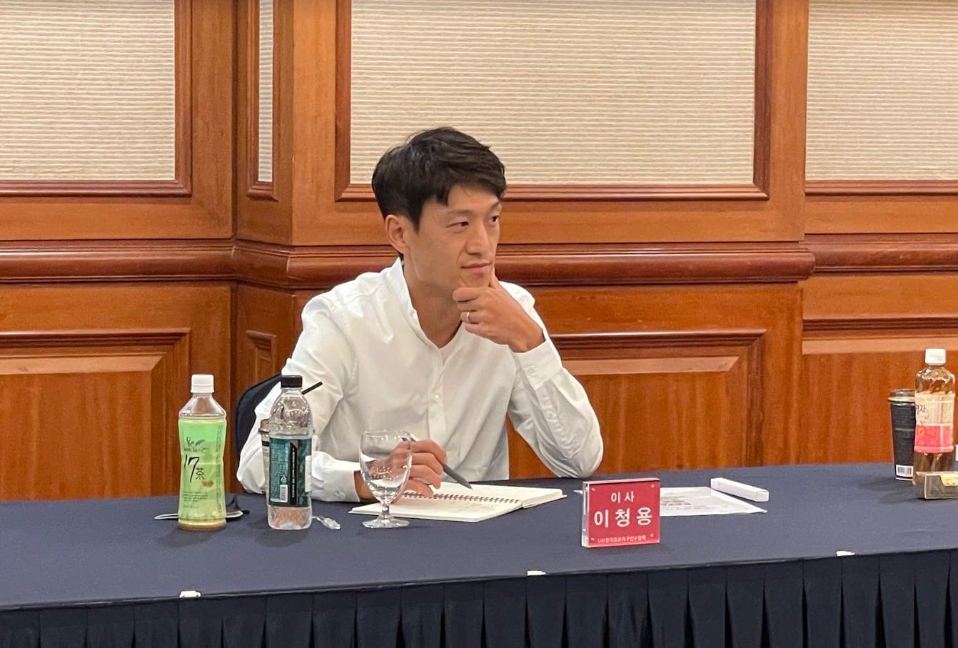 본문 이미지 - 한국프로축구선수협회의 신임 부회장으로 선임된 이청용.(한국프로축구선수협회)