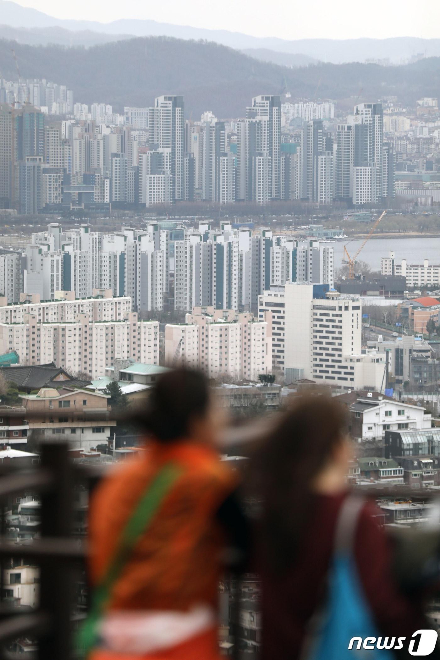 본문 이미지 - 아파트 단지. 2023.3.15/뉴스1 ⓒ News1 황기선 기자