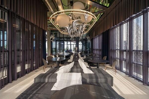 본문 이미지 - 강원도 양양 하조대에 위치한 복합문화공간 '더 스탠드' 모습. (사진제공 = 더 스탠드)