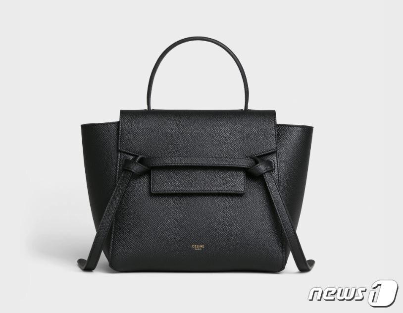 본문 이미지 - 셀린느 '벨트백 나노'. (셀린느 공식 홈페이지)