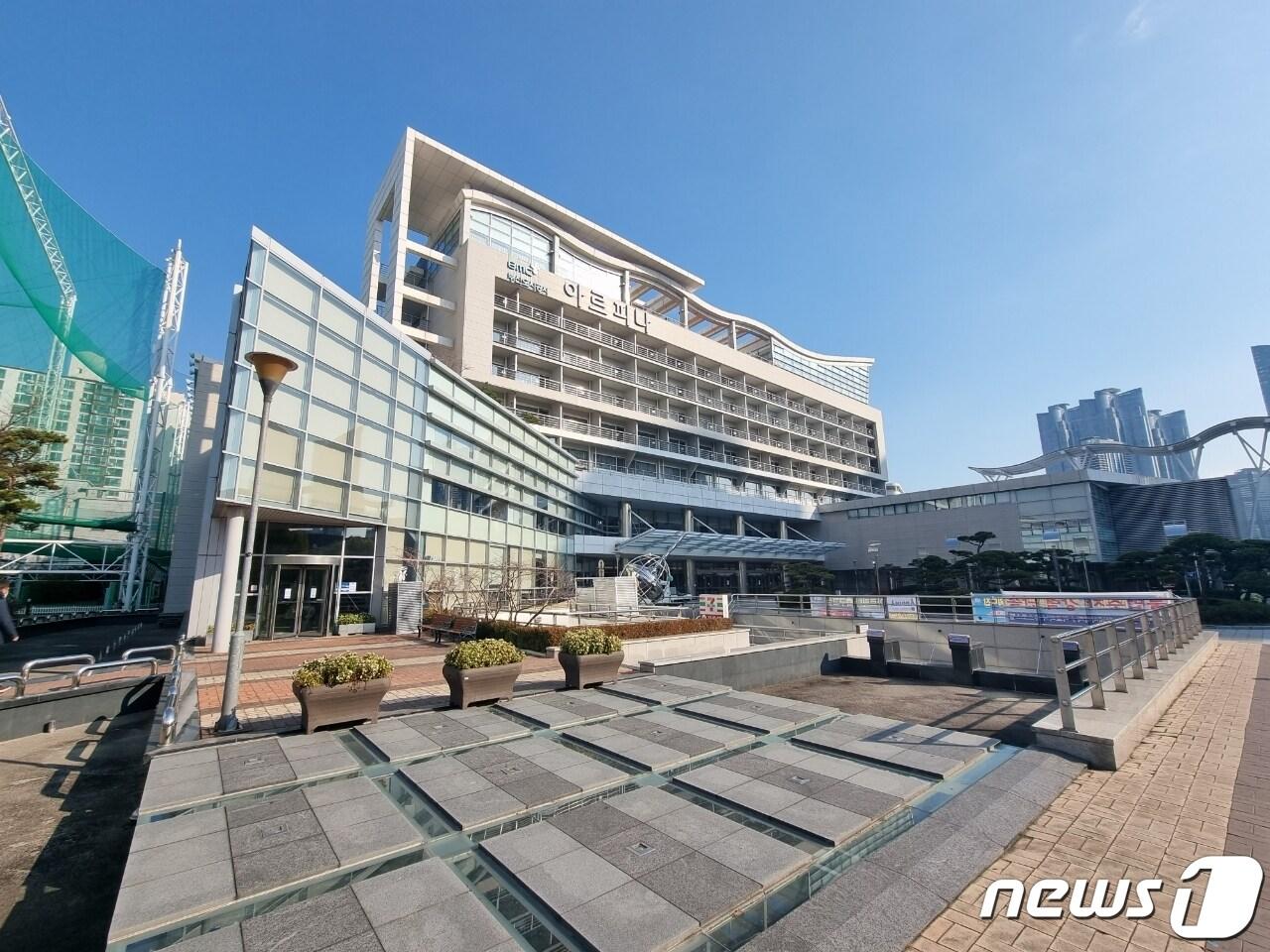 본문 이미지 - 부산 유스호스텔 아르피나 전경.(부산도시공사 제공)