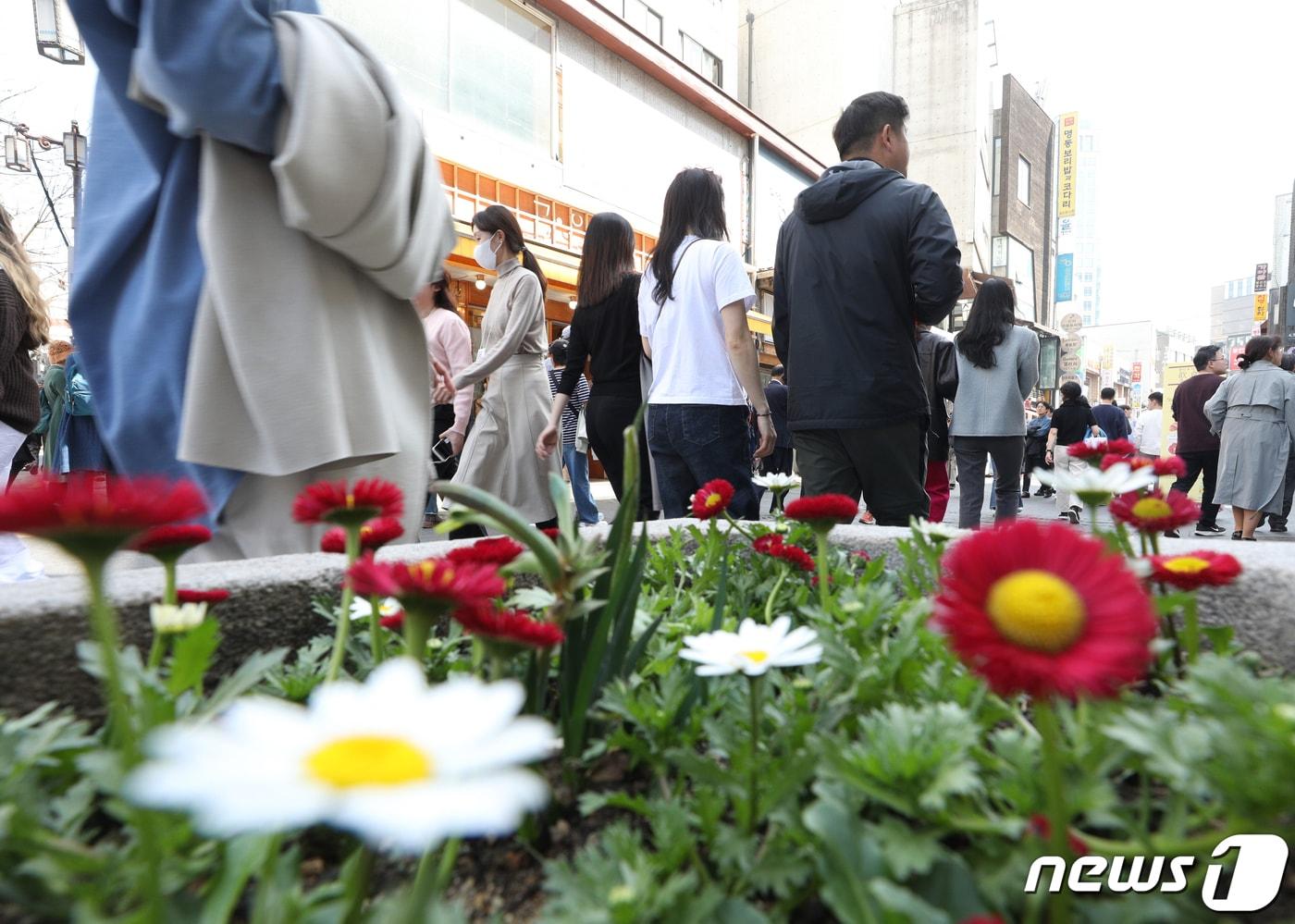 목요일인 30일 충북과 세종은 맑고 낮 동안 평년보다 높은 기온이 이어질 것으로 전망된다.  (사진은 기사 내용과 무관함) /뉴스1