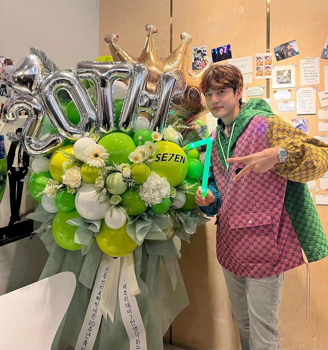 본문 이미지 - 세븐 SNS