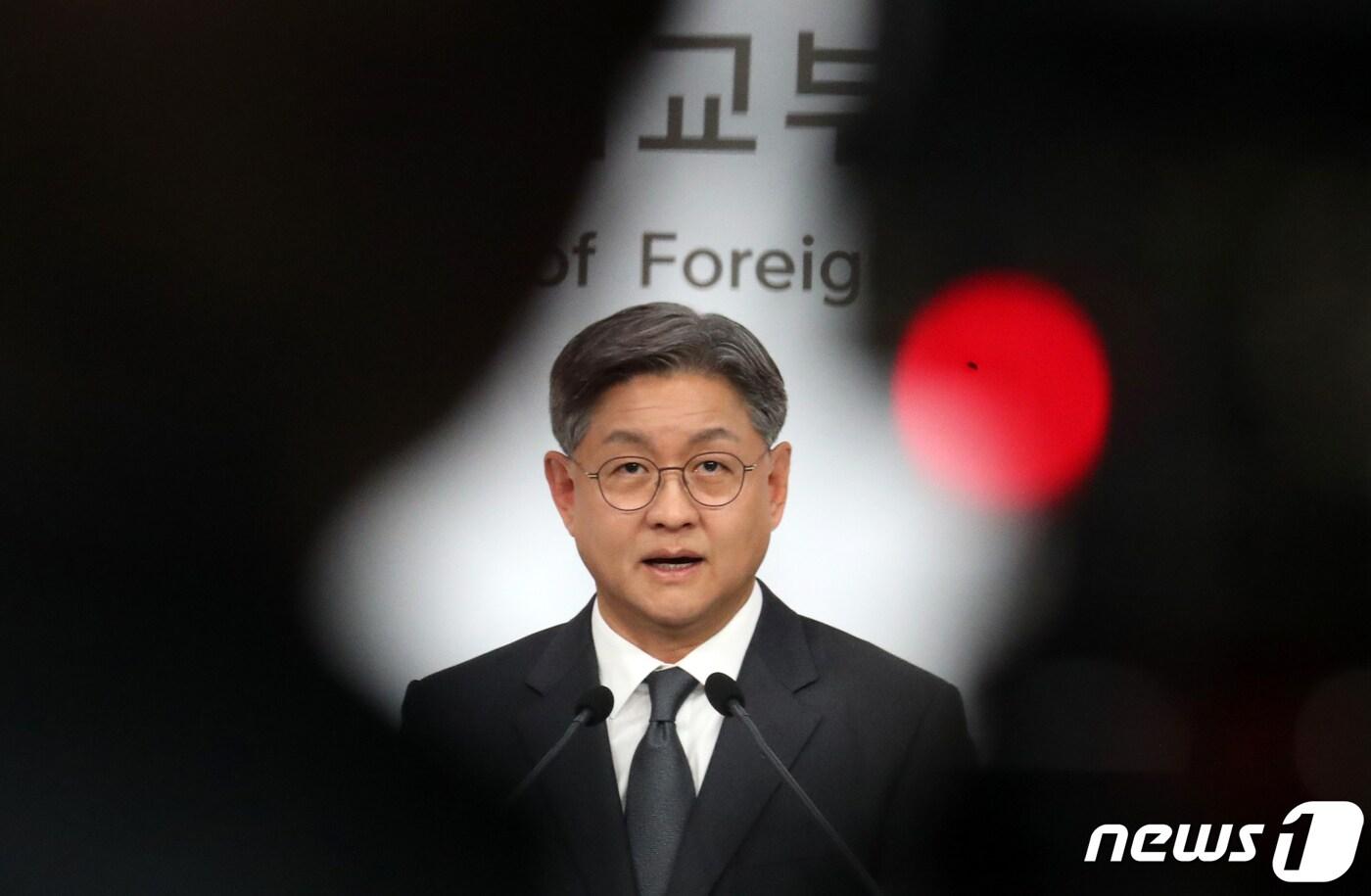 임수석 외교부 대변인이 28일 오후 서울 종로구 정부서울청사 별관에서 일본 교과서 검정 결과 발표 등 현안 관련 질문에 답변을 하고 있다. 2023.3.28/뉴스1 ⓒ News1 김명섭 기자